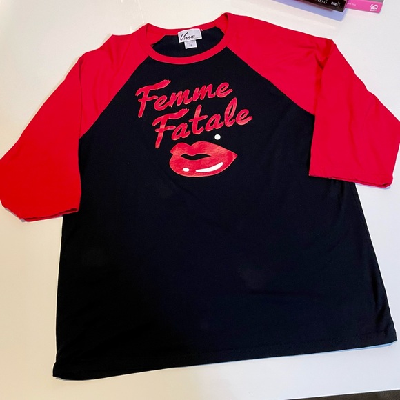 T-shirt Bundle DEAL✨ Plus Sizes - Picture 3 of 14